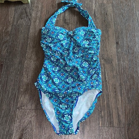 Assets Spanx size small One piece swimsuit great condition - Picture 1 of 11
